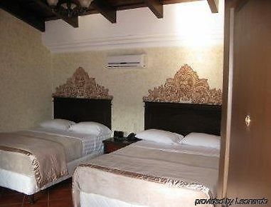 Howard Johnson Antigua Guatemala Exterior photo