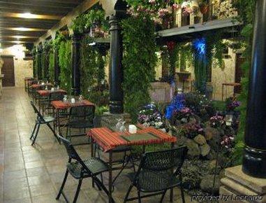 Howard Johnson Antigua Guatemala Exterior photo